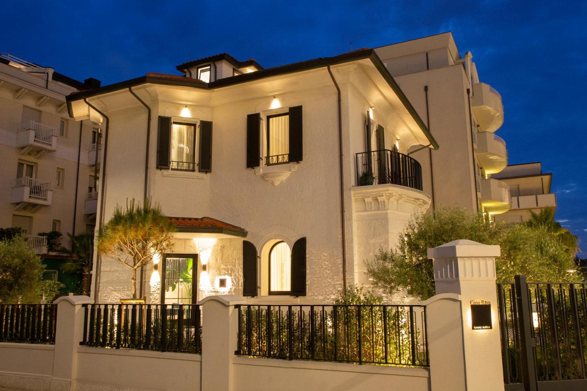 فندق Casa Riva ريتشوني المظهر الخارجي الصورة
